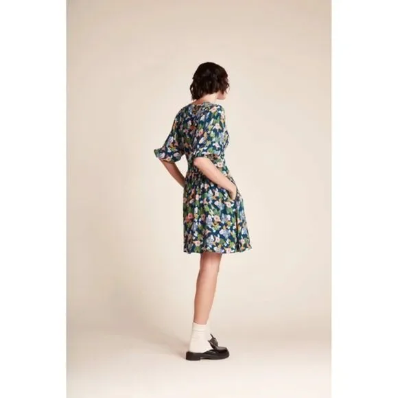 NEW Trovata Birds of Paradis Silk-Blend Gia Dress in Wild Hibiscus Print Size XS - Picture 4 of 15